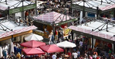 Barcelona celebra la festa dels mercats con éxito rotundo