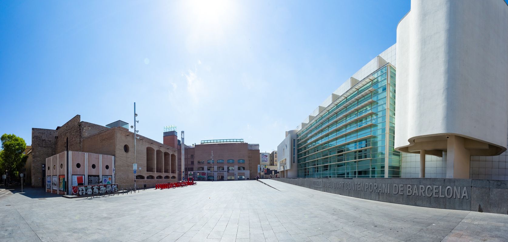 Obras en la plaza dels Àngels