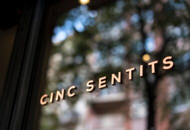 Cinc Sentits