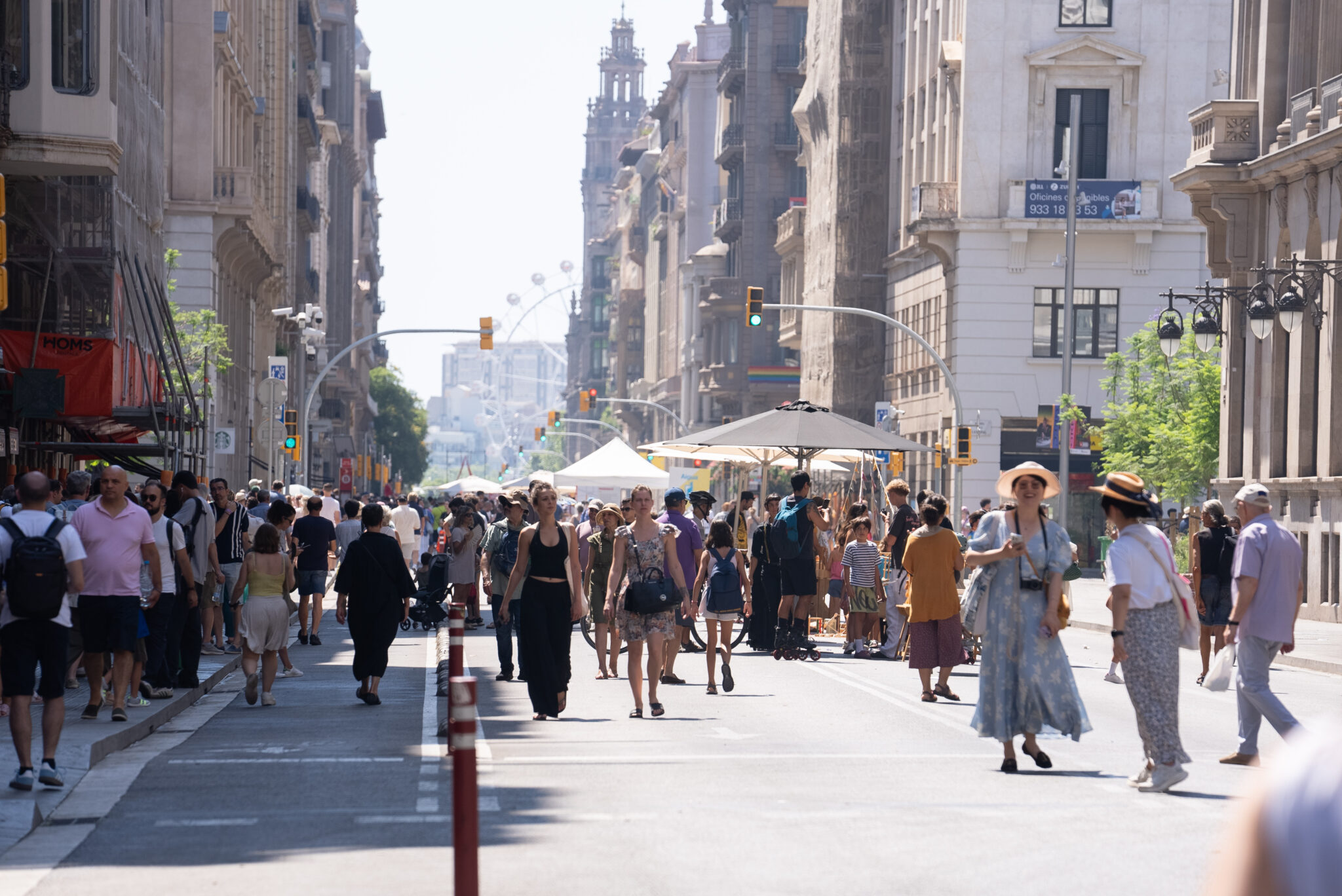Barcelona estrena la nueva Via Laietana con una fiesta ciudadana