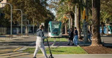 L’Eixample programa més activitats per dinamitzar la nova Diagonal, tocant a Glòries
