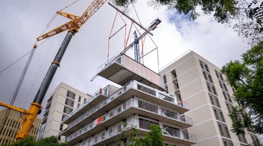bloque de 40 viviendas públicas con construcción industrializada modular