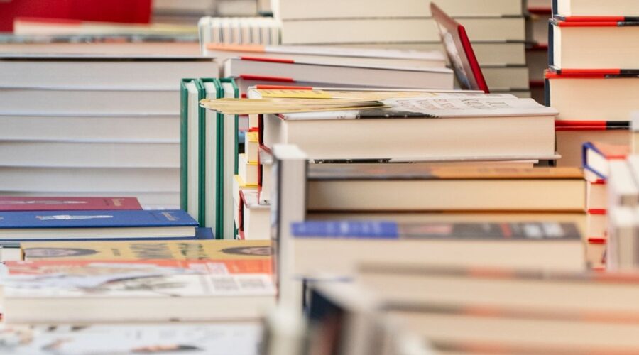 convocatoria para coeditar con las editoriales libros vinculados a la ciudad