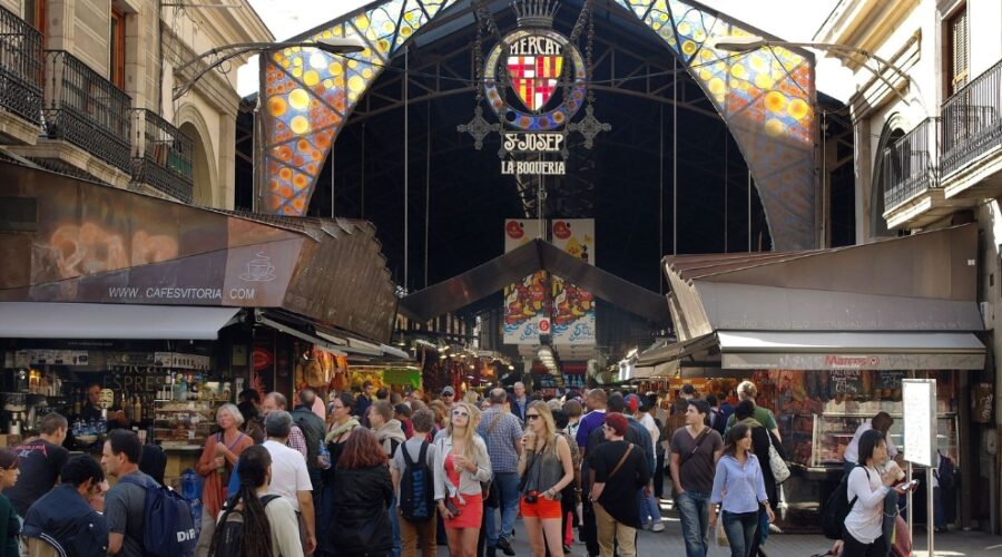 El mercado de la Boqueria valida por mayoría la reforma