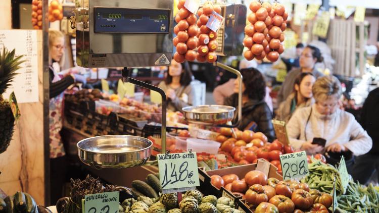 nueva licitación de establecimientos comerciales y almacenes en los Mercados de Barcelona