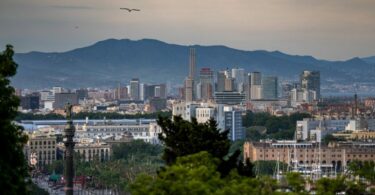 Barcelona gana con un proyecto de vivienda