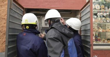 infracciones en una treintena de establecimientos y locales en el entorno del Park Güell